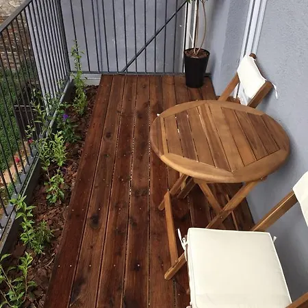 Apartment Feel Good *